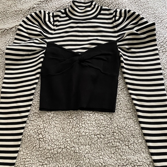 Top - Picture 1 of 1